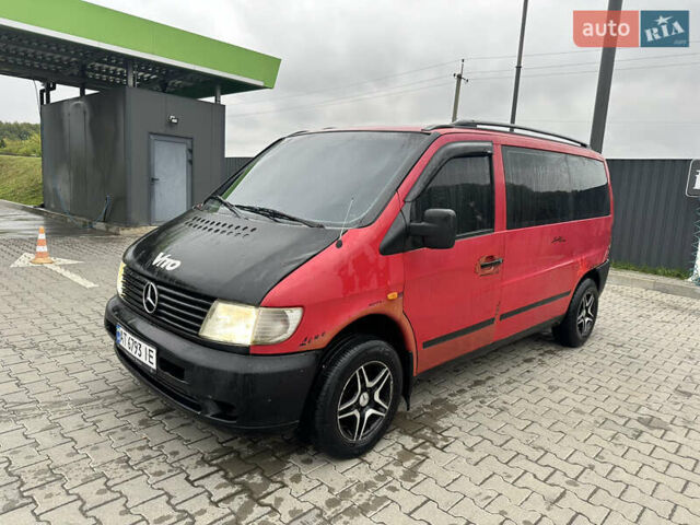Красный Мерседес Вито, объемом двигателя 2.3 л и пробегом 300 тыс. км за 2700 $, фото 2 на Automoto.ua