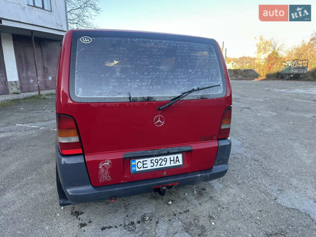 Красный Мерседес Вито, объемом двигателя 2.3 л и пробегом 500 тыс. км за 3750 $, фото 3 на Automoto.ua