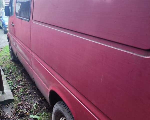 Червоний Мерседес Віто, об'ємом двигуна 2.87 л та пробігом 500 тис. км за 4000 $, фото 3 на Automoto.ua