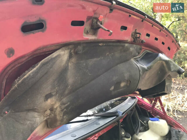 Червоний Мерседес Віто, об'ємом двигуна 2.3 л та пробігом 500 тис. км за 5000 $, фото 34 на Automoto.ua