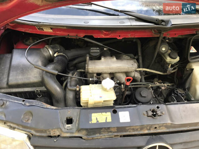 Червоний Мерседес Віто, об'ємом двигуна 2.3 л та пробігом 500 тис. км за 5000 $, фото 35 на Automoto.ua