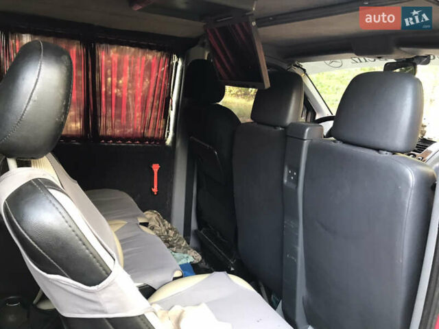 Червоний Мерседес Віто, об'ємом двигуна 2.3 л та пробігом 500 тис. км за 5000 $, фото 41 на Automoto.ua