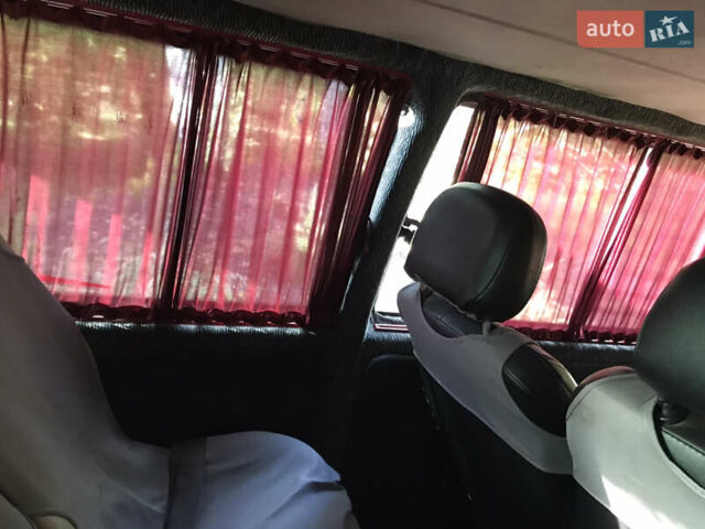 Червоний Мерседес Віто, об'ємом двигуна 2.3 л та пробігом 500 тис. км за 5000 $, фото 37 на Automoto.ua