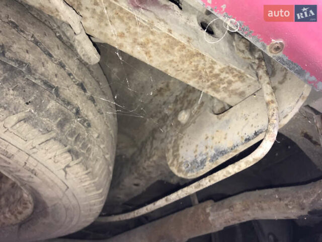 Червоний Мерседес Віто, об'ємом двигуна 2.3 л та пробігом 500 тис. км за 5000 $, фото 45 на Automoto.ua