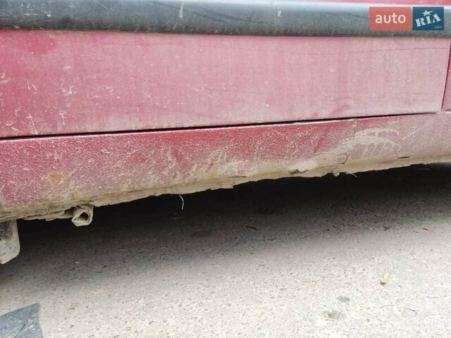 Червоний Мерседес Віто, об'ємом двигуна 2.3 л та пробігом 383 тис. км за 3999 $, фото 22 на Automoto.ua