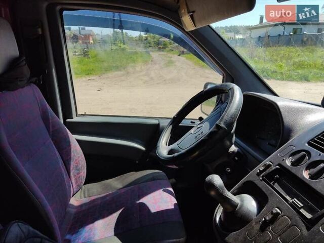Мерседес Вито 1998 в Сумах на Automoto.ua Красный Мерседес Вито, объемом двигателя 2.3 л и пробегом 385 тыс. км за 3999 $, фото 15 на Automoto.ua