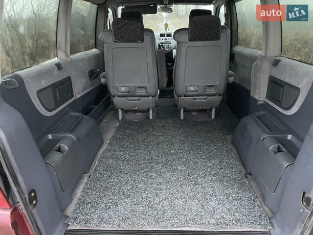 Красный Мерседес Вито, объемом двигателя 2.3 л и пробегом 999 тыс. км за 3000 $, фото 28 на Automoto.ua