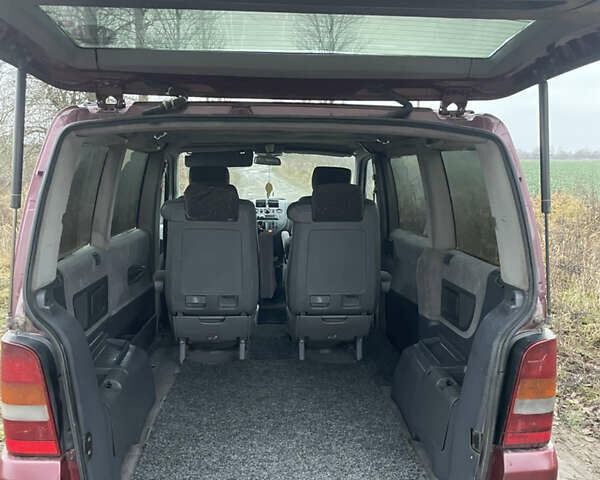 Красный Мерседес Вито, объемом двигателя 2.3 л и пробегом 999 тыс. км за 3000 $, фото 24 на Automoto.ua