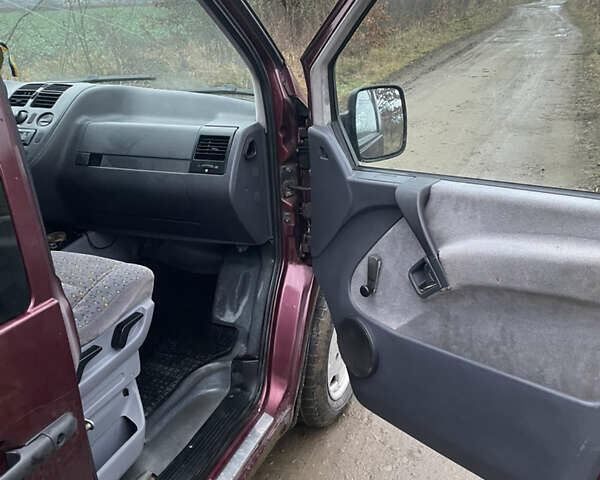 Красный Мерседес Вито, объемом двигателя 2.3 л и пробегом 999 тыс. км за 3000 $, фото 35 на Automoto.ua