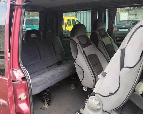 Червоний Мерседес Віто, об'ємом двигуна 2.15 л та пробігом 365 тис. км за 3500 $, фото 2 на Automoto.ua