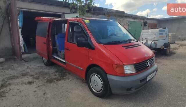 Красный Мерседес Вито, объемом двигателя 2.15 л и пробегом 494 тыс. км за 5500 $, фото 25 на Automoto.ua