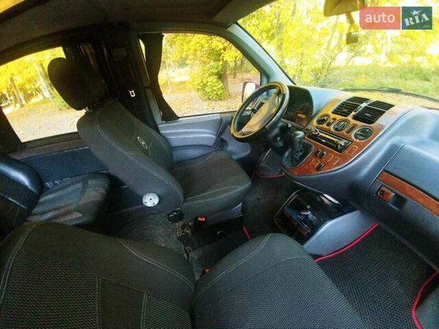 Красный Мерседес Вито, объемом двигателя 2.2 л и пробегом 508 тыс. км за 5800 $, фото 17 на Automoto.ua