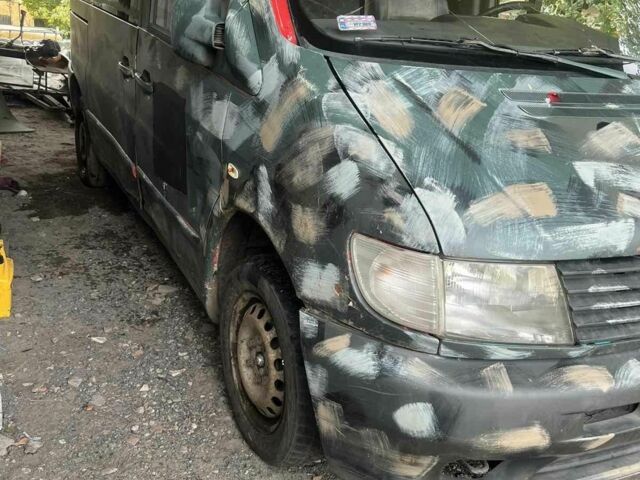 Червоний Мерседес Віто, об'ємом двигуна 2 л та пробігом 500 тис. км за 2000 $, фото 5 на Automoto.ua