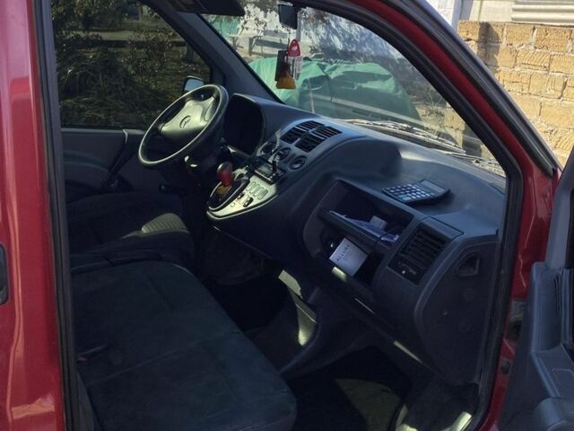 Червоний Мерседес Віто, об'ємом двигуна 2.1 л та пробігом 315 тис. км за 4300 $, фото 7 на Automoto.ua