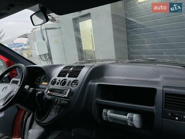 Красный Мерседес Вито, объемом двигателя 2.15 л и пробегом 202 тыс. км за 4999 $, фото 32 на Automoto.ua