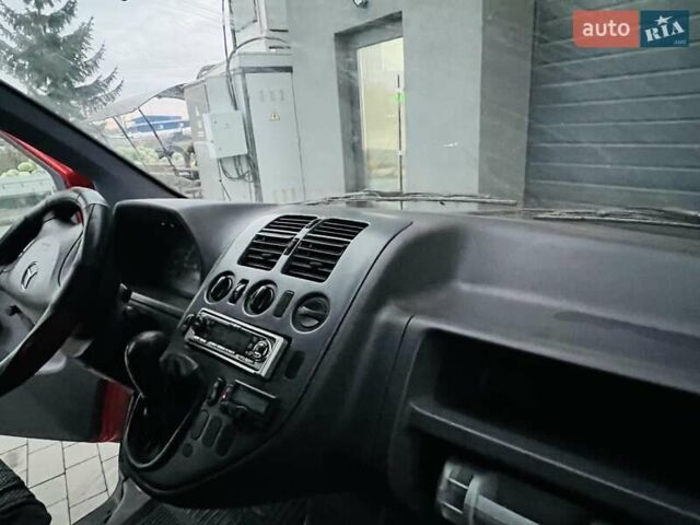 Красный Мерседес Вито, объемом двигателя 2.15 л и пробегом 202 тыс. км за 4999 $, фото 33 на Automoto.ua