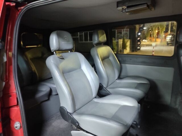 Червоний Мерседес Віто, об'ємом двигуна 2.2 л та пробігом 242 тис. км за 8000 $, фото 4 на Automoto.ua