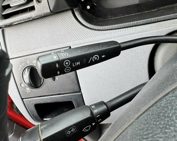 Червоний Мерседес Віто, об'ємом двигуна 0 л та пробігом 430 тис. км за 8100 $, фото 16 на Automoto.ua