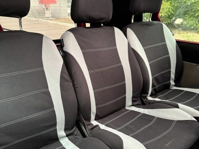 Красный Мерседес Вито, объемом двигателя 2.1 л и пробегом 360 тыс. км за 6500 $, фото 15 на Automoto.ua