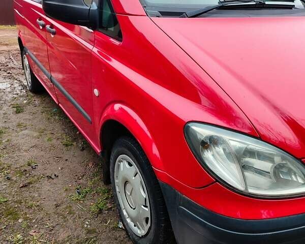 Червоний Мерседес Віто, об'ємом двигуна 2.15 л та пробігом 375 тис. км за 5450 $, фото 3 на Automoto.ua