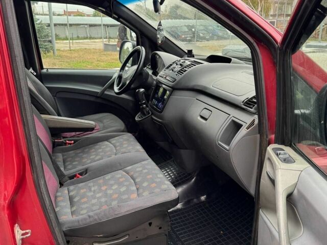 Красный Мерседес Вито, объемом двигателя 2.1 л и пробегом 360 тыс. км за 6500 $, фото 13 на Automoto.ua