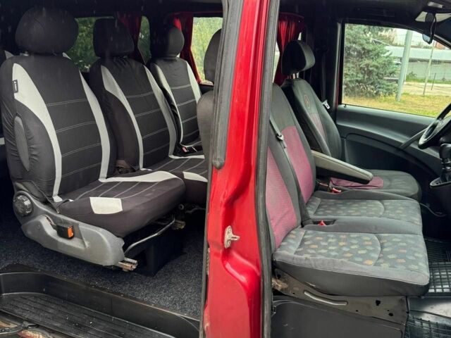 Красный Мерседес Вито, объемом двигателя 2.1 л и пробегом 360 тыс. км за 6500 $, фото 12 на Automoto.ua