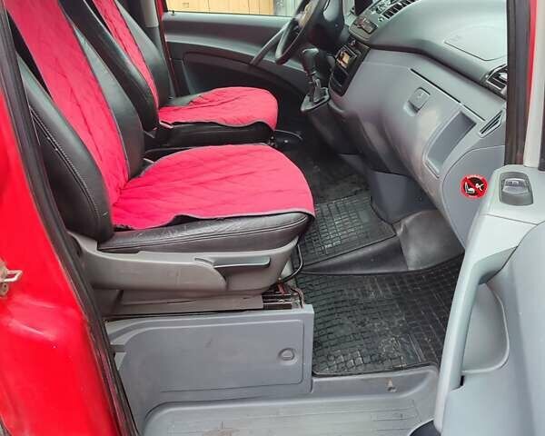 Червоний Мерседес Віто, об'ємом двигуна 2.15 л та пробігом 375 тис. км за 5450 $, фото 13 на Automoto.ua