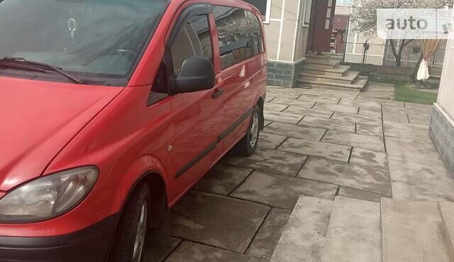 Червоний Мерседес Віто, об'ємом двигуна 2.1 л та пробігом 400 тис. км за 7000 $, фото 1 на Automoto.ua