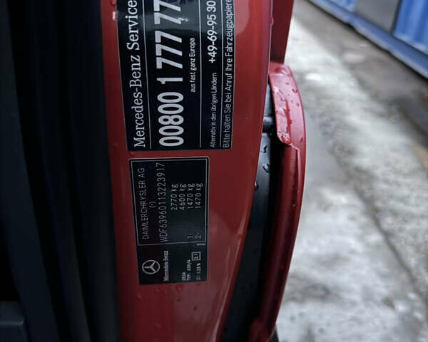 Червоний Мерседес Віто, об'ємом двигуна 2.15 л та пробігом 424 тис. км за 7200 $, фото 32 на Automoto.ua