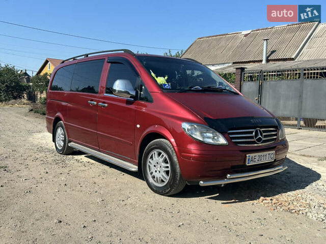 Красный Мерседес Вито, объемом двигателя 2.15 л и пробегом 260 тыс. км за 12999 $, фото 4 на Automoto.ua