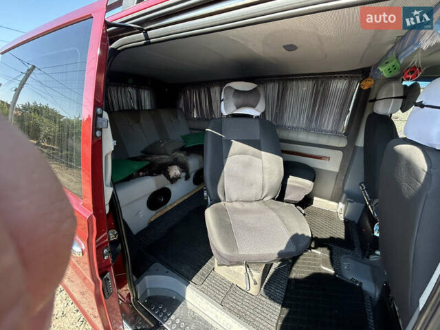 Красный Мерседес Вито, объемом двигателя 2.15 л и пробегом 260 тыс. км за 12999 $, фото 12 на Automoto.ua