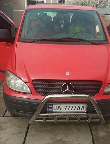 Червоний Мерседес Віто, об'ємом двигуна 2.1 л та пробігом 400 тис. км за 7000 $, фото 4 на Automoto.ua