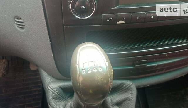 Червоний Мерседес Віто, об'ємом двигуна 2.1 л та пробігом 400 тис. км за 7000 $, фото 11 на Automoto.ua