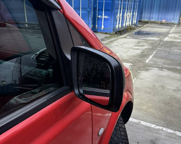 Червоний Мерседес Віто, об'ємом двигуна 2.15 л та пробігом 424 тис. км за 7200 $, фото 10 на Automoto.ua