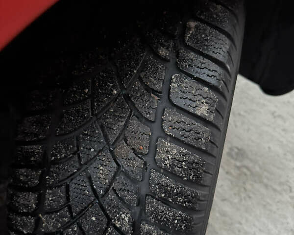 Червоний Мерседес Віто, об'ємом двигуна 2.15 л та пробігом 424 тис. км за 7200 $, фото 9 на Automoto.ua