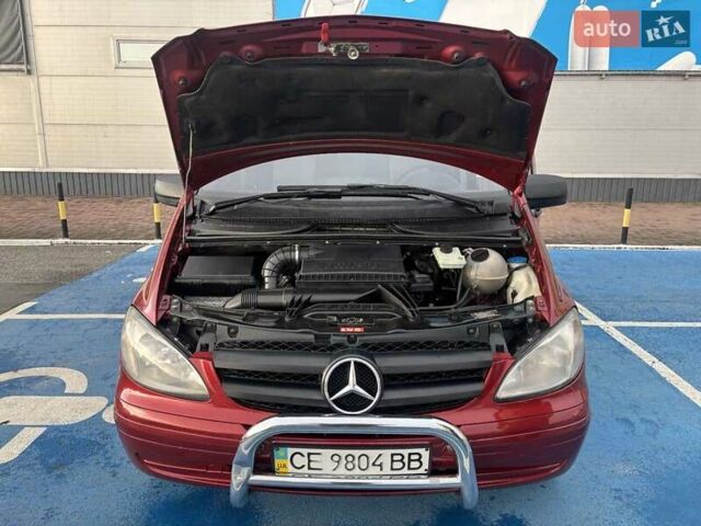 Красный Мерседес Вито, объемом двигателя 2.2 л и пробегом 333 тыс. км за 9700 $, фото 6 на Automoto.ua
