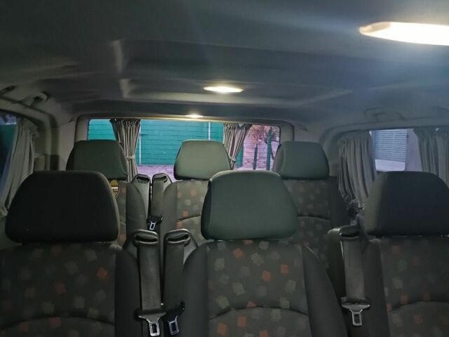 Красный Мерседес Вито, объемом двигателя 2.1 л и пробегом 1 тыс. км за 10000 $, фото 8 на Automoto.ua