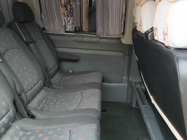 Красный Мерседес Вито, объемом двигателя 2.1 л и пробегом 1 тыс. км за 10000 $, фото 7 на Automoto.ua