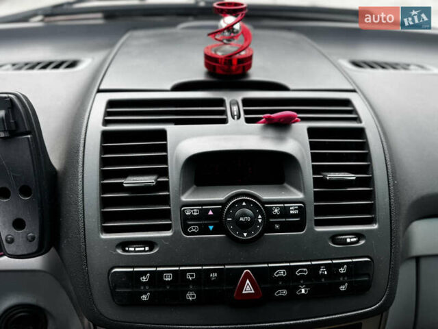 Мерседес Вито 2008 в Житомире на Automoto.ua Красный Мерседес Вито, объемом двигателя 3 л и пробегом 328 тыс. км за 11250 $, фото 31 на Automoto.ua