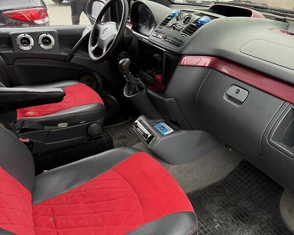 Червоний Мерседес Віто, об'ємом двигуна 2.15 л та пробігом 308 тис. км за 10300 $, фото 6 на Automoto.ua