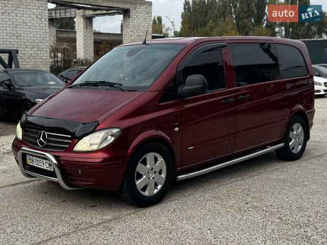 Мерседес Вито 2008 в Житомире на Automoto.ua Красный Мерседес Вито, объемом двигателя 3 л и пробегом 328 тыс. км за 11250 $, фото 2 на Automoto.ua