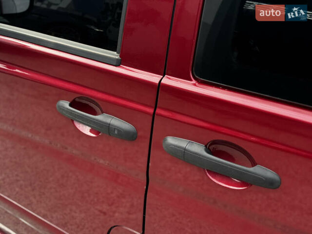 Мерседес Вито 2008 в Житомире на Automoto.ua Красный Мерседес Вито, объемом двигателя 3 л и пробегом 328 тыс. км за 11250 $, фото 15 на Automoto.ua