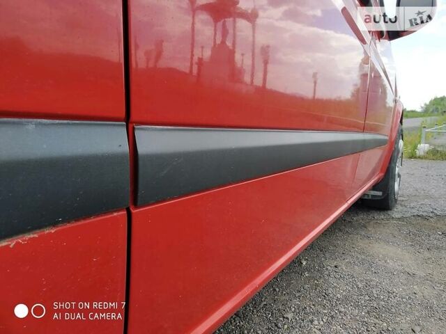 Красный Мерседес Вито, объемом двигателя 2.1 л и пробегом 244 тыс. км за 6500 $, фото 11 на Automoto.ua