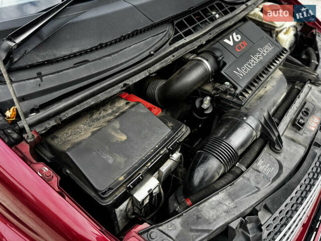 Мерседес Вито 2008 в Житомире на Automoto.ua Красный Мерседес Вито, объемом двигателя 3 л и пробегом 328 тыс. км за 11250 $, фото 57 на Automoto.ua