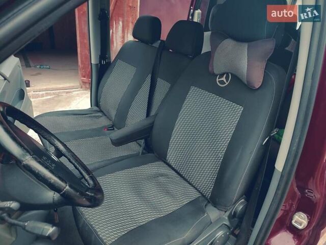 Червоний Мерседес Віто, об'ємом двигуна 2.2 л та пробігом 352 тис. км за 10500 $, фото 14 на Automoto.ua