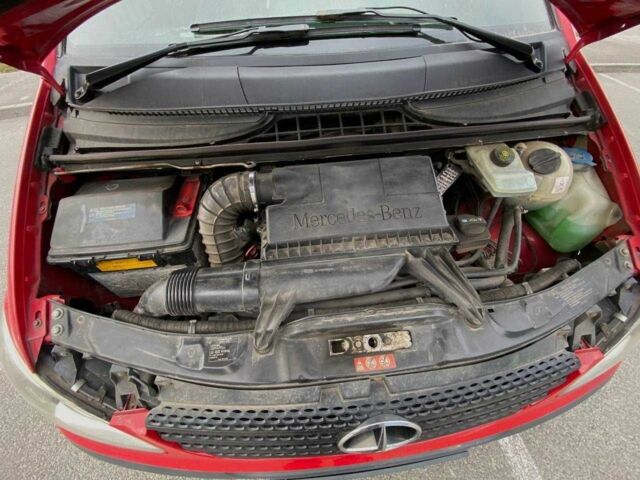 Красный Мерседес Вито, объемом двигателя 0 л и пробегом 212 тыс. км за 10500 $, фото 6 на Automoto.ua