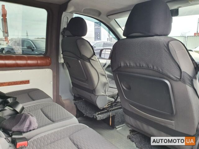 Червоний Мерседес Віто, об'ємом двигуна 2.2 л та пробігом 237 тис. км за 12000 $, фото 24 на Automoto.ua