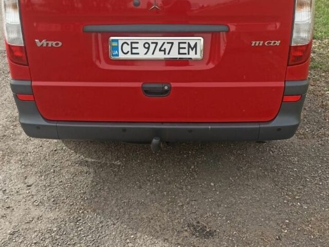 Красный Мерседес Вито, объемом двигателя 0 л и пробегом 460 тыс. км за 13000 $, фото 1 на Automoto.ua