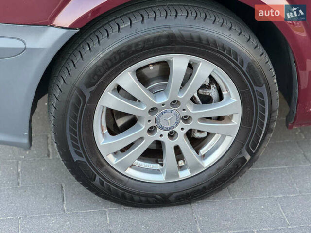 Червоний Мерседес Віто, об'ємом двигуна 2.14 л та пробігом 362 тис. км за 13900 $, фото 14 на Automoto.ua