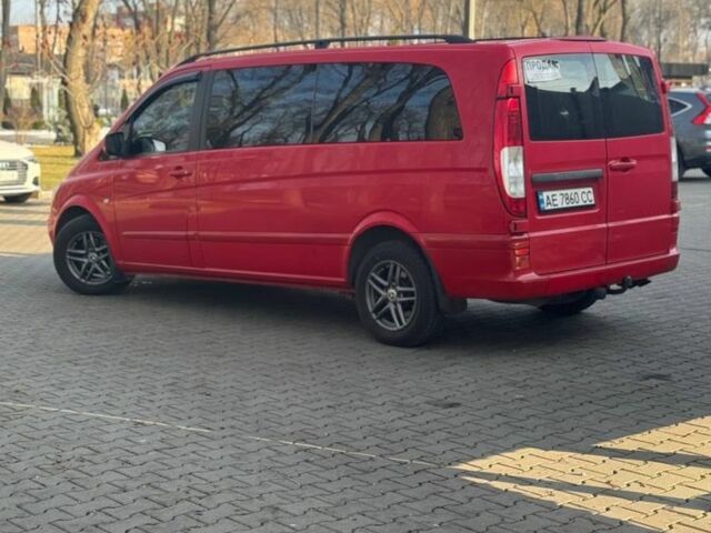 Красный Мерседес Вито, объемом двигателя 2.1 л и пробегом 460 тыс. км за 14999 $, фото 3 на Automoto.ua